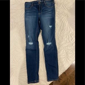 HOLLISTER High-rise Jean Leggings - NEW
